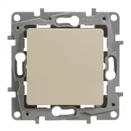 Legrand Niloe/Etika անջատիչ 1 ստեղն փղոսկր