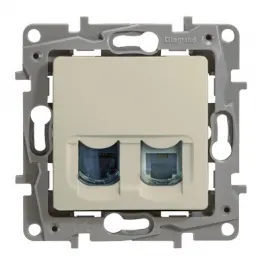 Legrand Niloe/Etika հեռախոս + համակարգիչ(UTP 5) RJ11+RJ45 փղոսկր