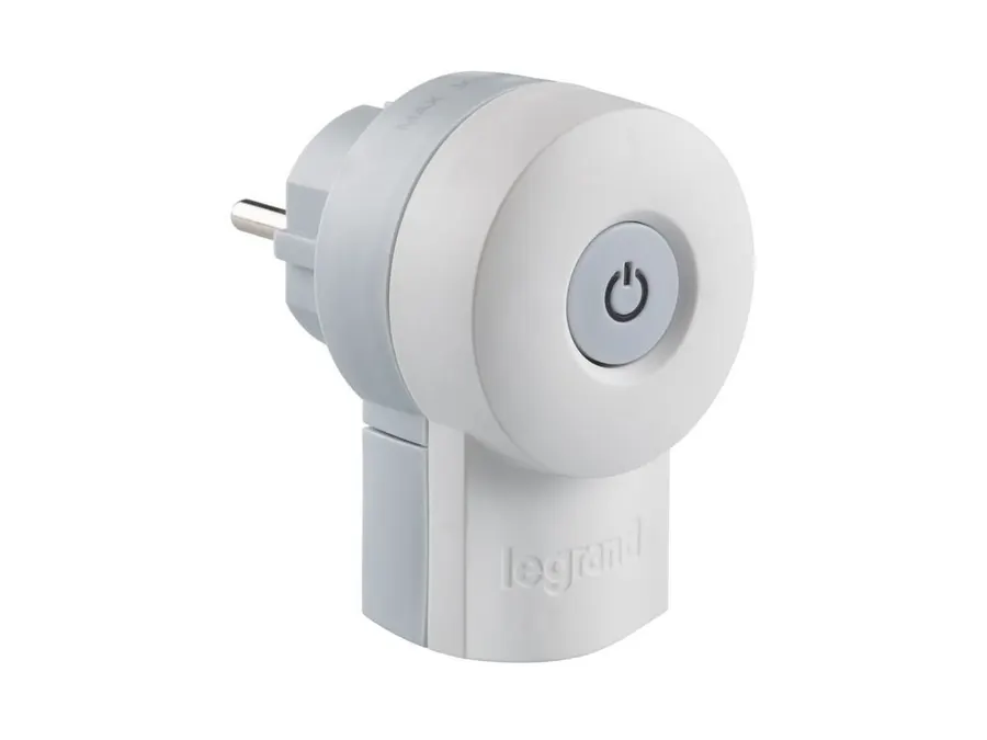 Legrand Elium խրոց 16A 250V անջատիչով սպիտակ