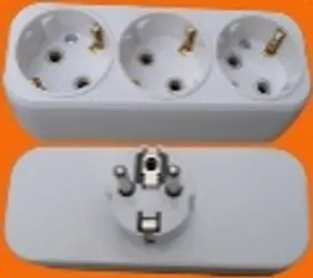 Ellight խրոց-վարդակ 3 տեղ հողանցումով 10A 250V սպիտակ